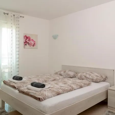 Dolce Zambratija Zambratija (Istria)
